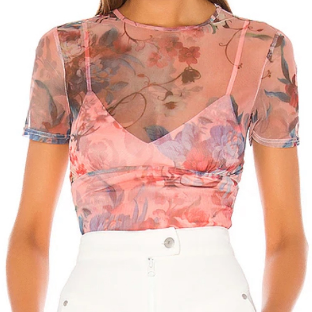 Superdown Simona Shear Top